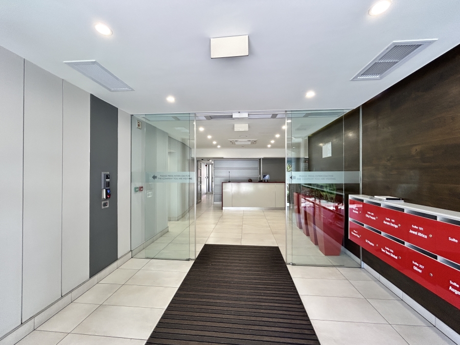 To Let commercial Property for Rent in Green Point Western Cape
